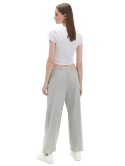 Szare jeansy parachute