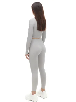 Szare prążkowane legginsy