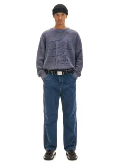 Szary sweter z efektem sprania