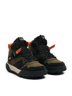 Sznurowane sneakersy z zatrzaskiem