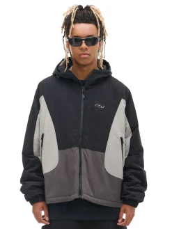 Trójkolorowa kurtka z kapturem