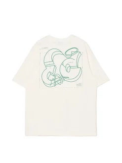 T-shirt z zielonym nadrukiem