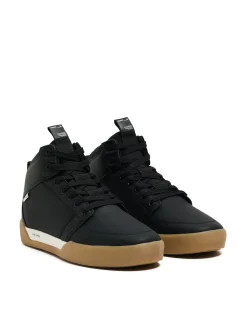 Zimowe sneakersy za kostkę