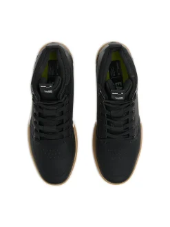 Zimowe sneakersy za kostkę